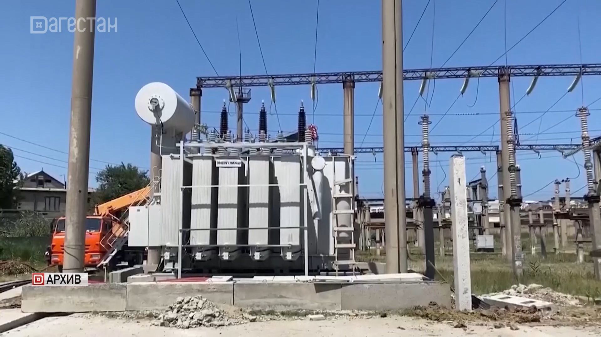 На ремонт и техническое обслуживание энергосетей республики направят 1,7 млрд рублей смотреть онлайн