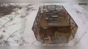 Удар оптоволоконным FPV-дроном по ББМ Всу в Константиновке 💥🇷🇺👊