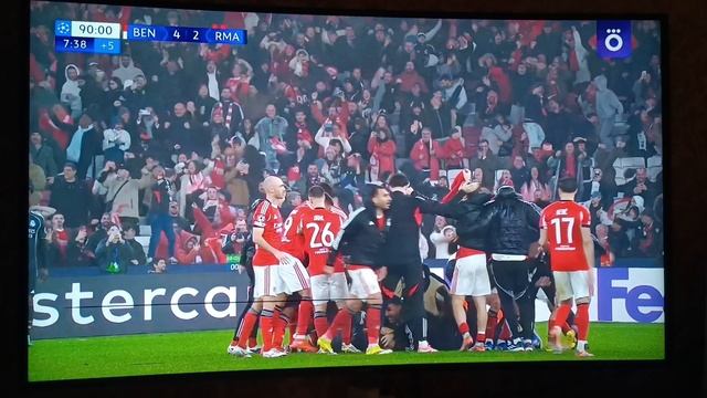 Бенфика 4-2 Реал смотреть онлайн