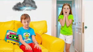 Настя учит родителей, как проводить время со своими детьми