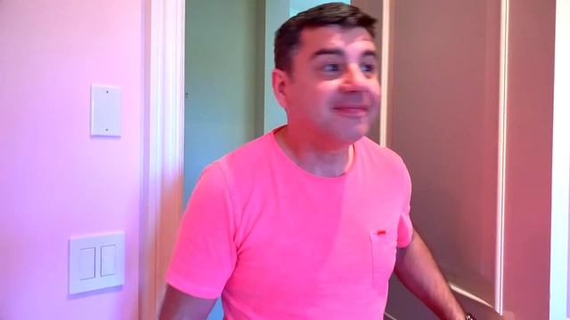 Настя мешает папе спать своими игрушками смотреть онлайн