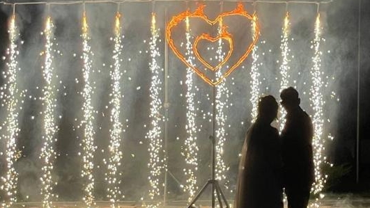 Праздничный фейерверк смотреть онлайн