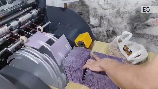 Оборудование для производства бумажных конвертов ZF-380A смотреть онлайн