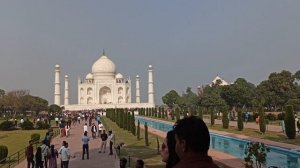 Пришли полюбоваться произведением Индии!