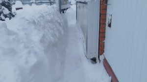 Поездка на дачу для уборки большего снега