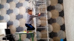 ПЕРВЫЙ ДЕНЬ