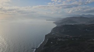 Вид на Морское (Крым) и дальше по побережью с горы "Папая-Кая" (Отшельничья скала) - 3