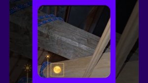 1000047371.mp4 (Собака наблюдает за устройством лестницы на 2 этаж в доме А-фрейм)