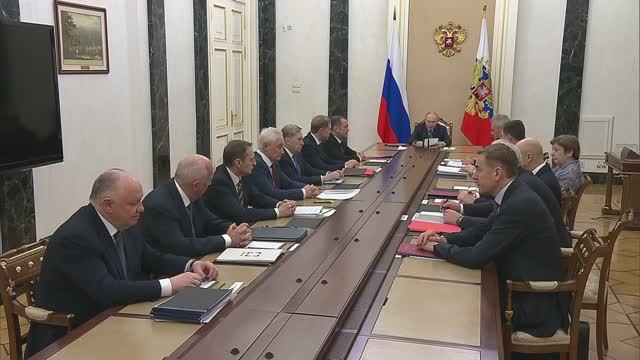 Заседание Комиссии по вопросам военно-технического сотрудничества смотреть онлайн