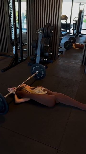 Трюк с штангой смотреть онлайн