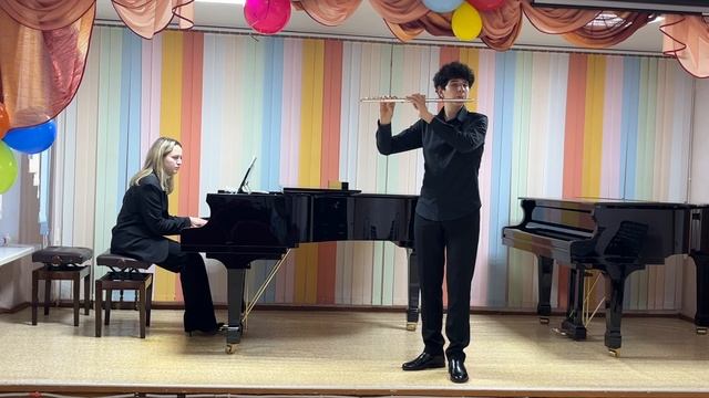 IMG_4180 смотреть онлайн