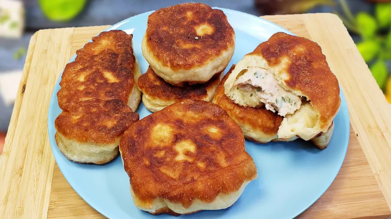 Самые вкусные и сочные Беляши! Лучшее тесто для беляшей и пирожков! Пошаговый рецепт! смотреть онлайн