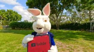 Настя и картонный отель [get.gt]