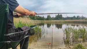 Ловля рыбы на карьере. И всё так клёв есть.