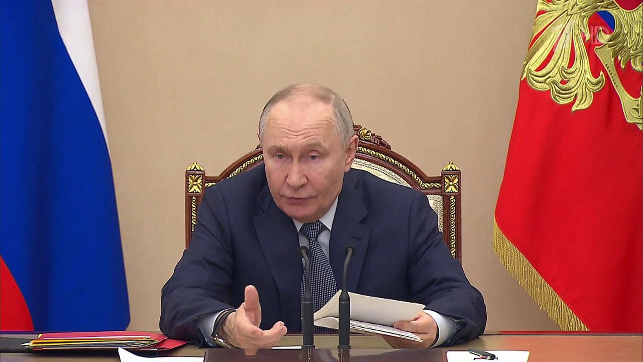 Российская продукция военного назначения в 2025 году была поставлена в более чем 30 стран, сообщи... смотреть онлайн