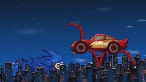 Пожиратель Молний Маккуин против пожирателя полицейских машин  Много машинок Disney Pixar  Вселенная