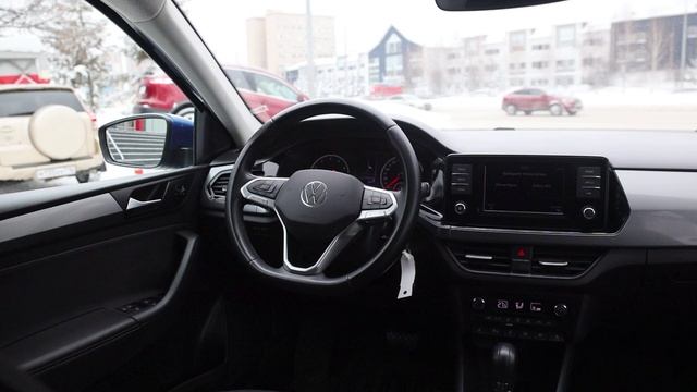 Volkswagen Polo синий смотреть онлайн