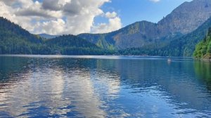 абхазия, озеро рица, озеро рица абхазия.экскурсии в абхазии, веб камера озеро рица,