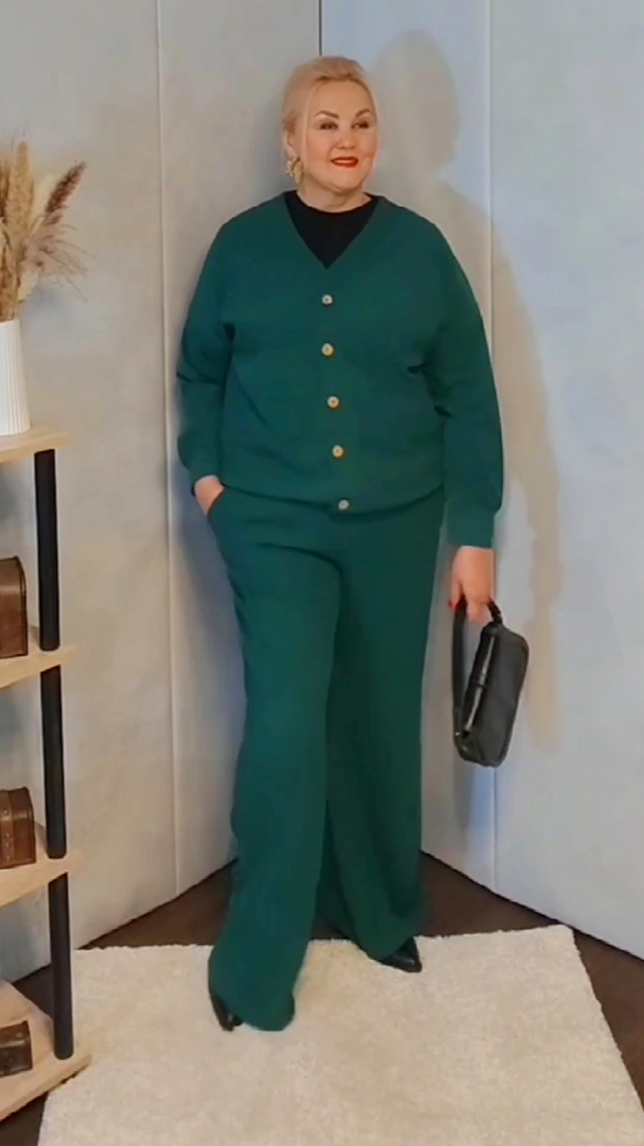 Что НАДЕТЬ ЖЕНЩИНЕ Плюс Сайз этой ВЕСНОЙ! Весенние ОБРАЗЫ Plus Size с Wildberries с брючным костюмом смотреть онлайн