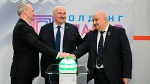 Лукашенко открыл центр микроэлектроники для высокотехнологичного машиностроения и робототехники