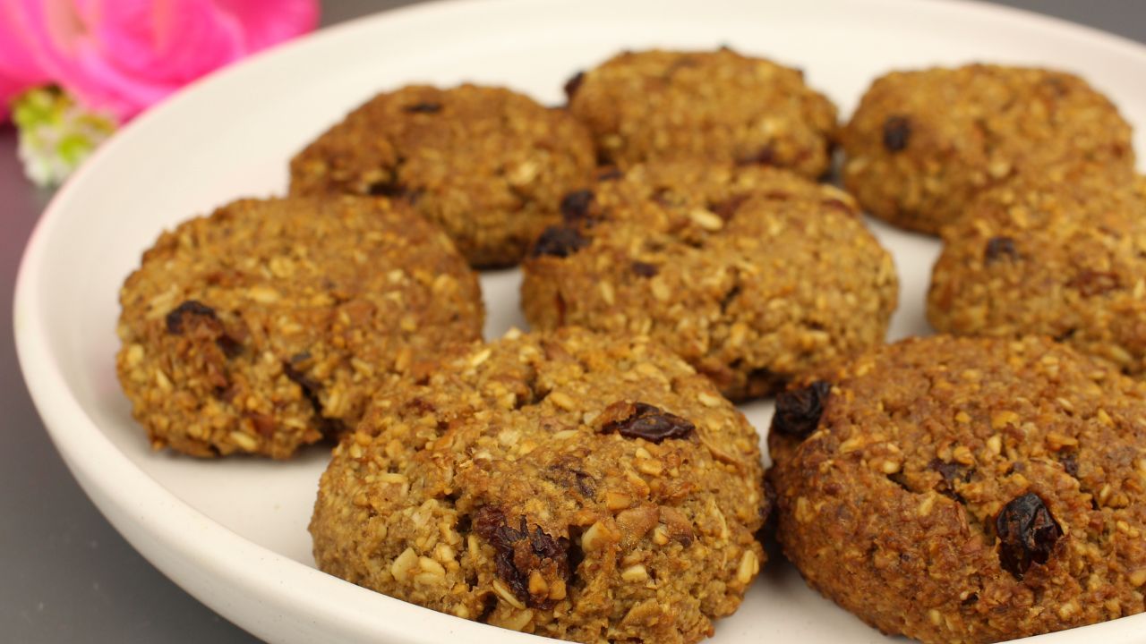 Постное яблочно - овсяное печенье с сухофруктами. Без муки! Без сахара! смотреть онлайн