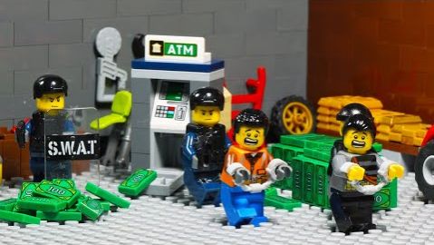 Ограбление банкомата спецназом Lego City провалилось смотреть онлайн