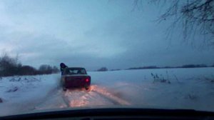 Подросток провез инспектора ДПС на капоте авто целый километр под Владимиром