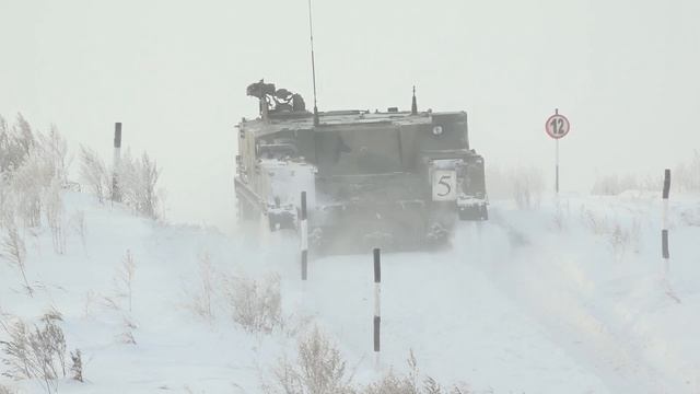 Полигонная подготовка воздушно-десантного подразделения смотреть онлайн