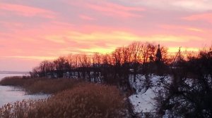 Рассвет на природе зимой VID_20260130_073947