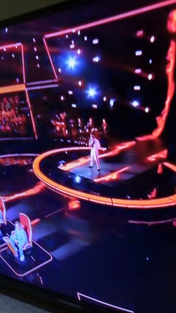 1000037285.mp4 1000037285.mp4