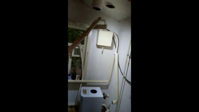 Сваривал металлическое трубное отопление . И монтировал котлы в систему отопления . смотреть онлайн