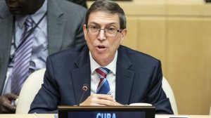 Глава МИД: США топливной блокадой обрекают Кубу на экстремальные условия жизни