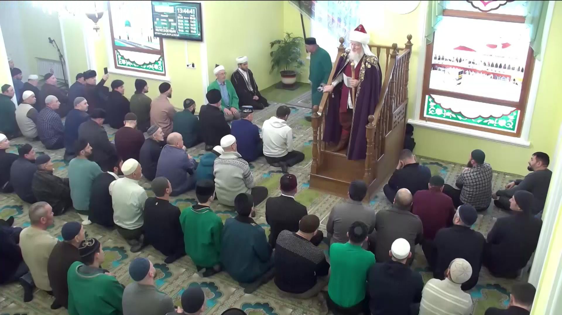 «Башкортостан 24» впервые провел трансляцию пятничного намаза из Соборной мечети Уфы смотреть онлайн