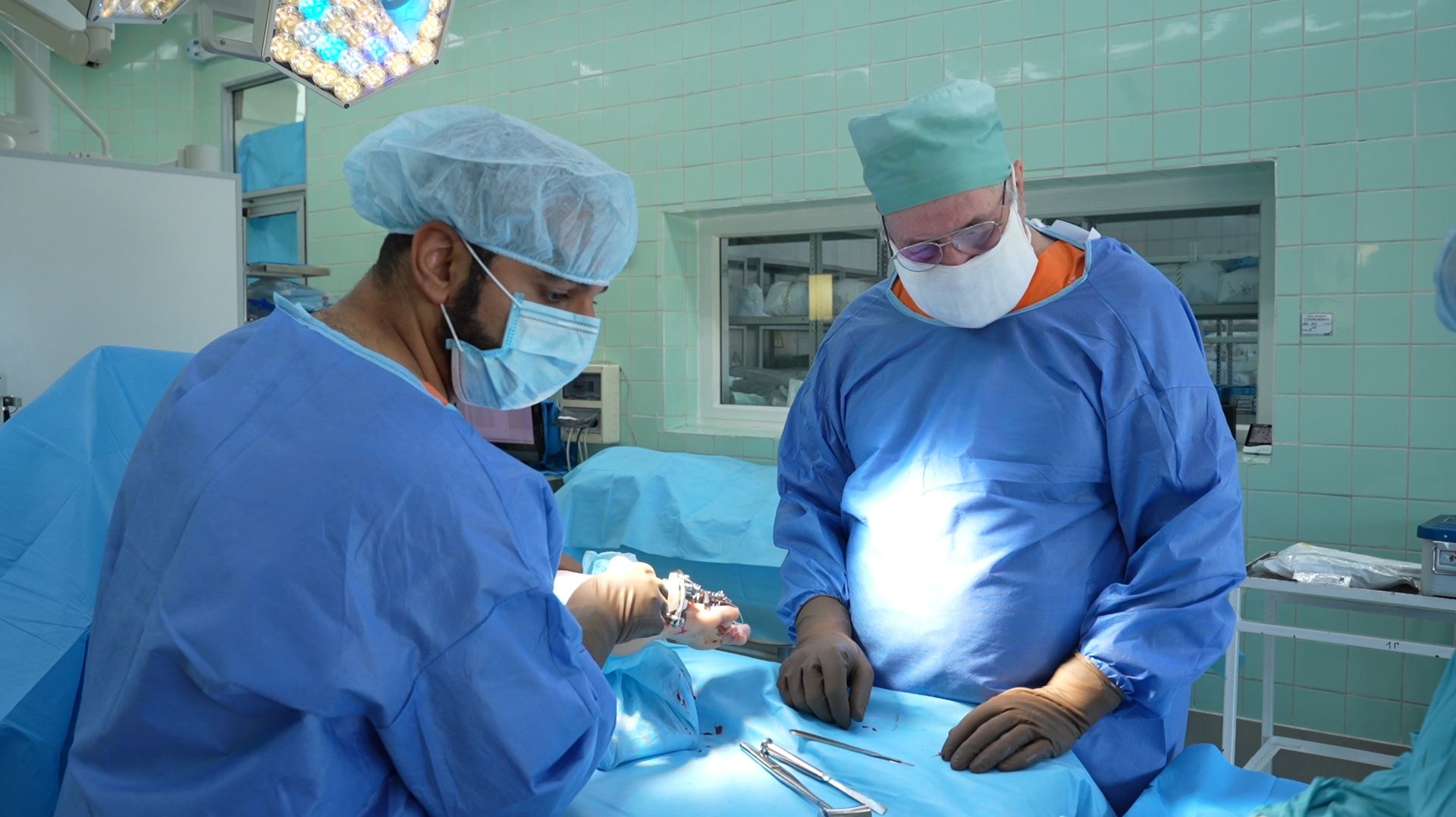 Курганский Центр Илизарова принял иностранного специалиста из Омана смотреть онлайн