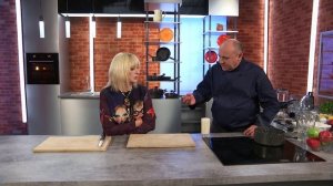 Планетарный миксер Pioneer MX370 в программе Шеф научит