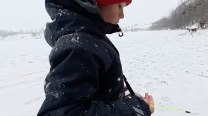 Рыбалка перед школой