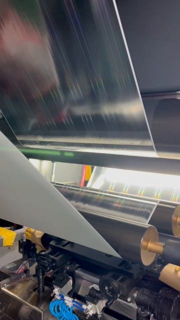 rainbow silver golden Metalized packaging paper#metalizedpaper #laminatedpaper paperboard box paper смотреть онлайн