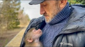 Я не дала Люсе вывернуть кашу и она побежала ЖАЛОВАТЬСЯ Владу, посмотрите как она на него смотрит!