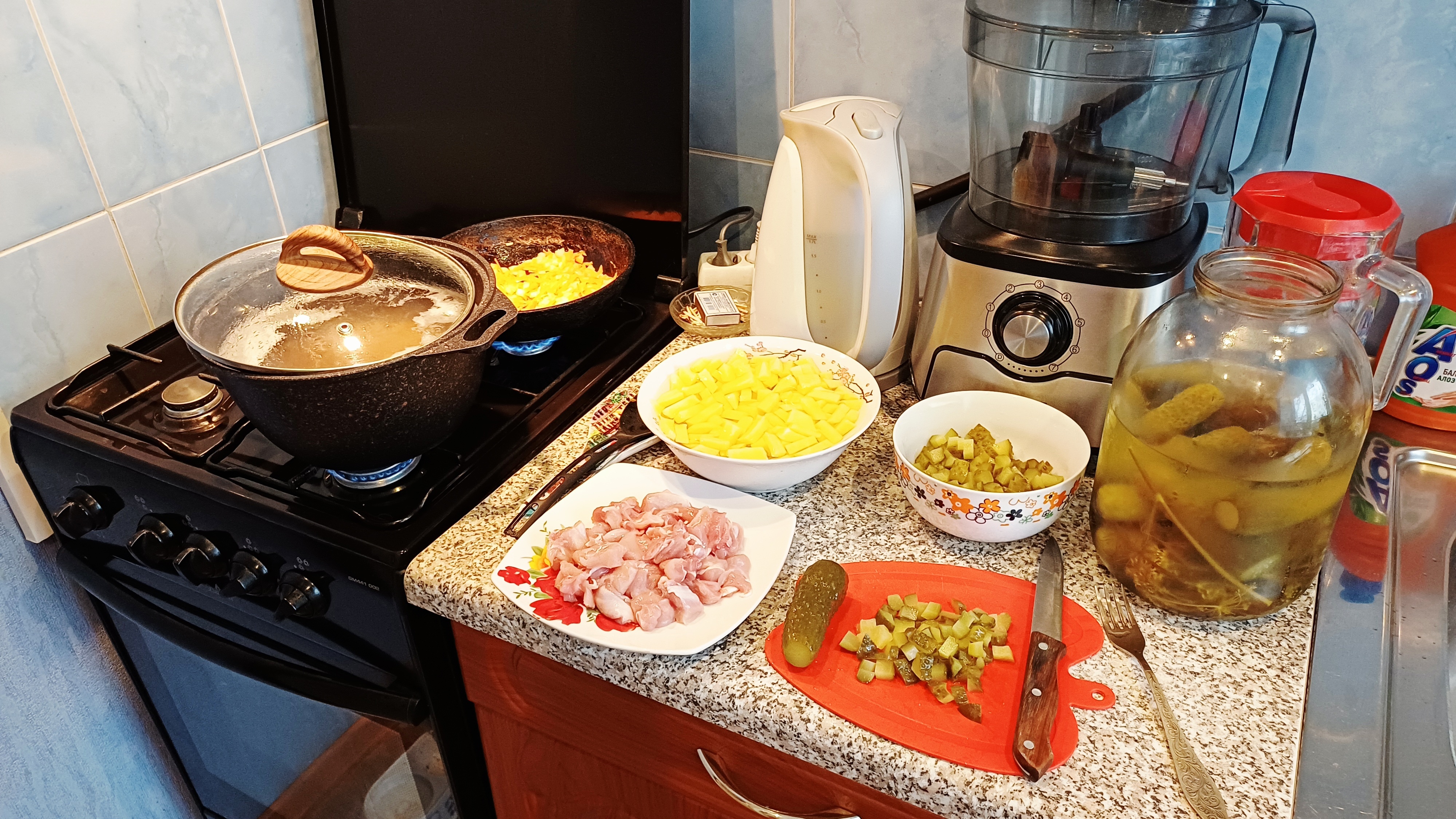 Покупки/Вкусный суп на обед/Нас заваливает смотреть онлайн