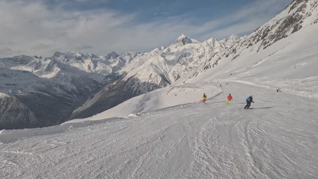 2026 Домбай, как всегда! смотреть онлайн