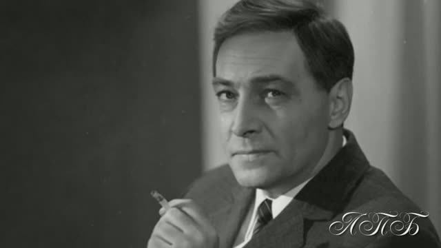 Георгий Мовсесян " Останься, молодость." смотреть онлайн