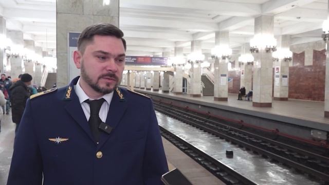 Глупые и опасные игры подростков -зацеперов в нижегородском метро смотреть онлайн