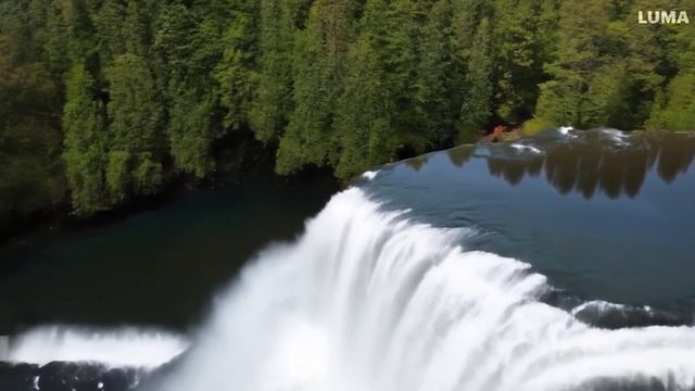 водопад с горы смотреть онлайн