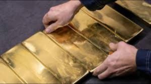 Вывоз золота из России хотят перекрыть с осени 2026 года