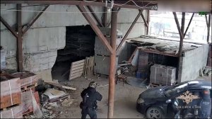 В Подмосковье полицейские задержали подозреваемых в краже более 30 тонн авиационного топлива