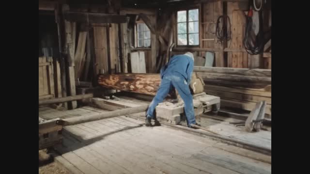 Как работали лесопилки с водяным приводом. смотреть онлайн