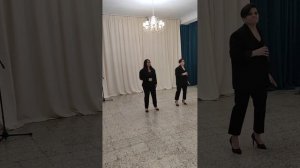 "Обернись" Оксана Дуэт: Толмачева,Ксения Нечаева (исполнители)