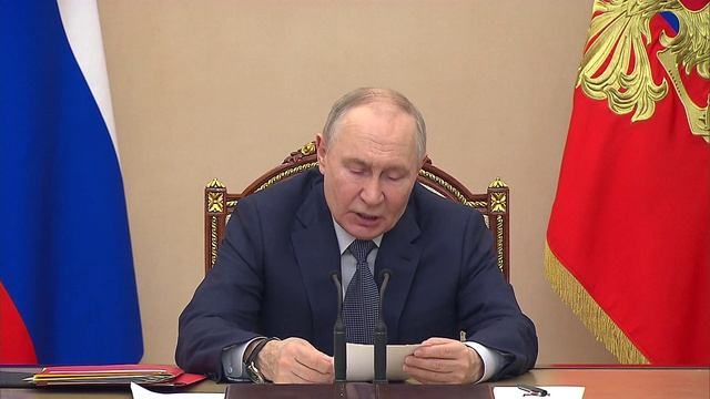 Заседание Комиссии по вопросам военно-технического сотрудничества с иностранными государствами смотреть онлайн