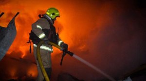 В подконтрольном Украине Запорожье загорелся промышленный объект