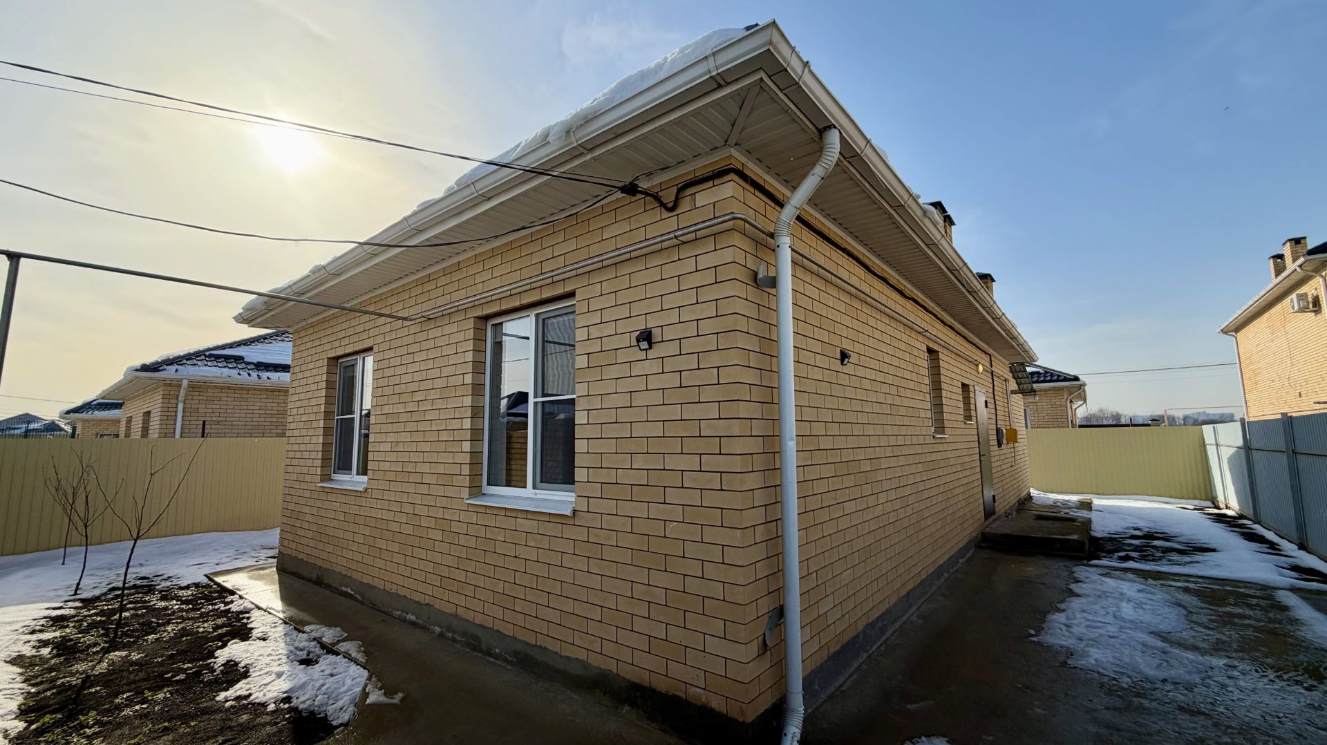 Дом с ремонтом и ГАЗОМ в Краснодаре! смотреть онлайн